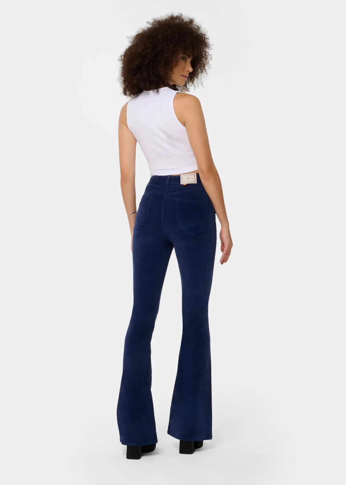 CARLA LEIN - Jean | Coupe Évasé - Taille haute | Taille en pouces