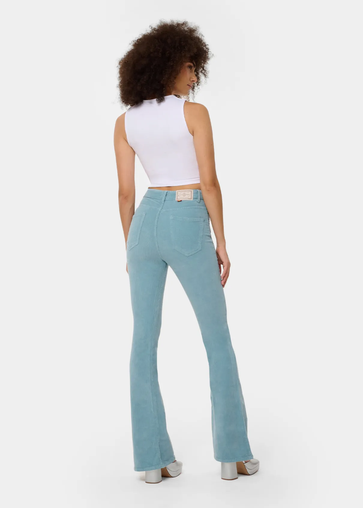 CARLA LEIN - Jean | Flared fit - Taille haute | Taille en pouces