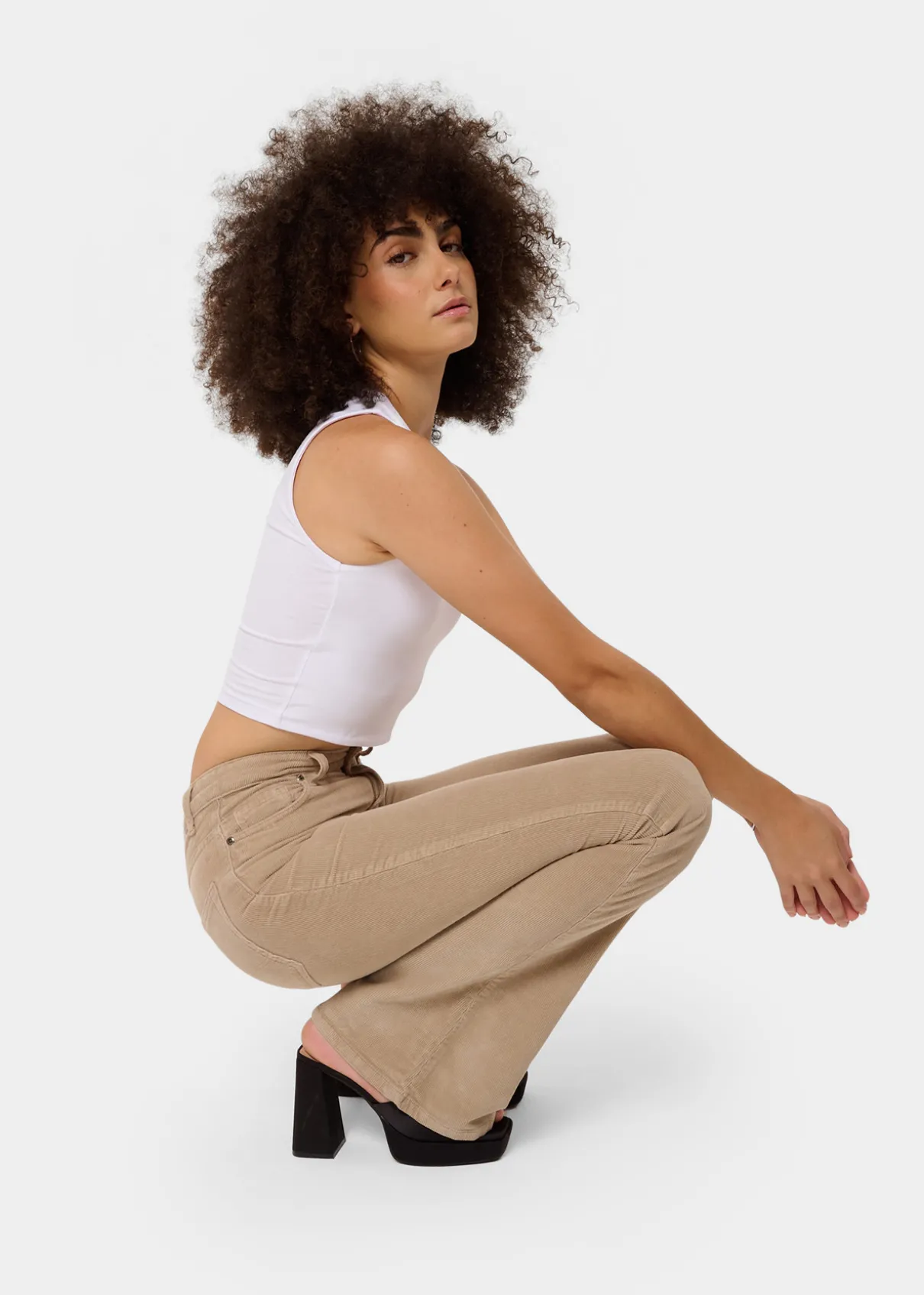 CARLA LEIN - Jean | Flared fit - Taille haute | Taille en pouces