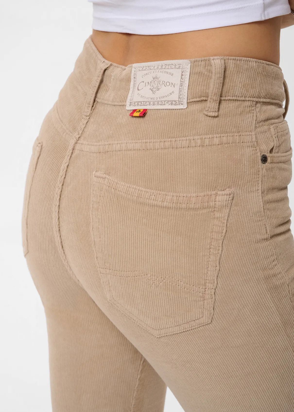 CARLA LEIN - Jean | Flared fit - Taille haute | Taille en pouces